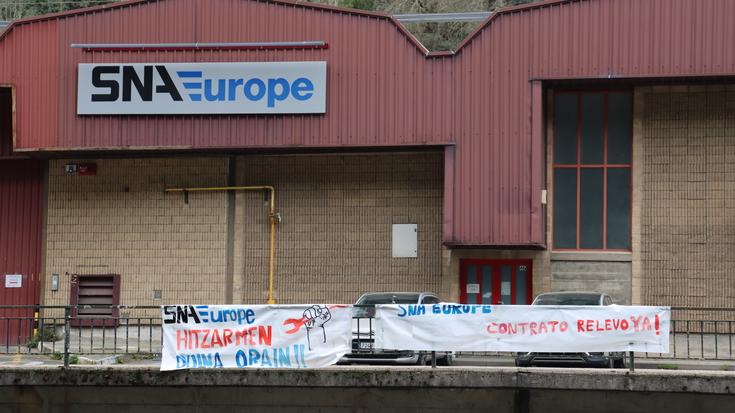 SNA Europeko langileak protestan Gipuzkoako lan-hitzarmenera lotu nahi dutelako