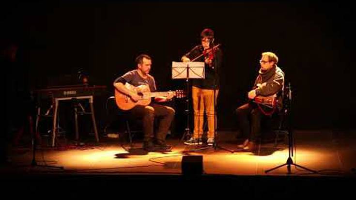 Irlandako doinuak, 'Si beag, si mor' kantuarekin