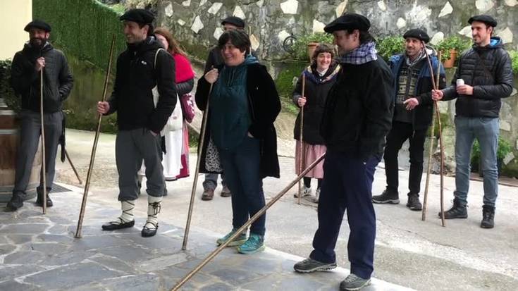 Santa Ageda Eskeko koplak baserriz baserri