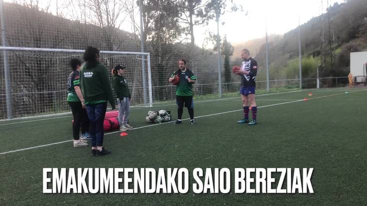 Emakume helduak errugbian
