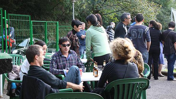 Astelehenean Ezoziko taberna kudeatzeko interesa dutenekin bilera egingo du Sorak 