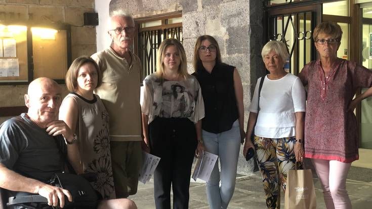 Ukrainako errefuxiatuendako laguntasunik ez, oraingoz
