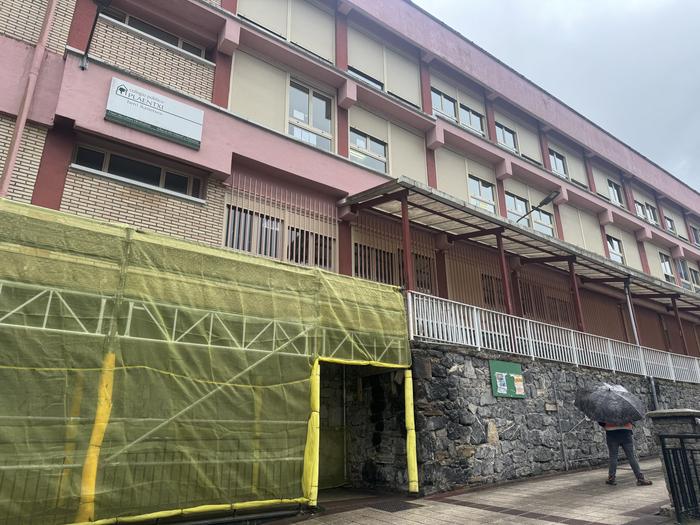 Eskolan %50eko jarraipena eta Institutuan %32ko jarraipena grebaren lehen egunean