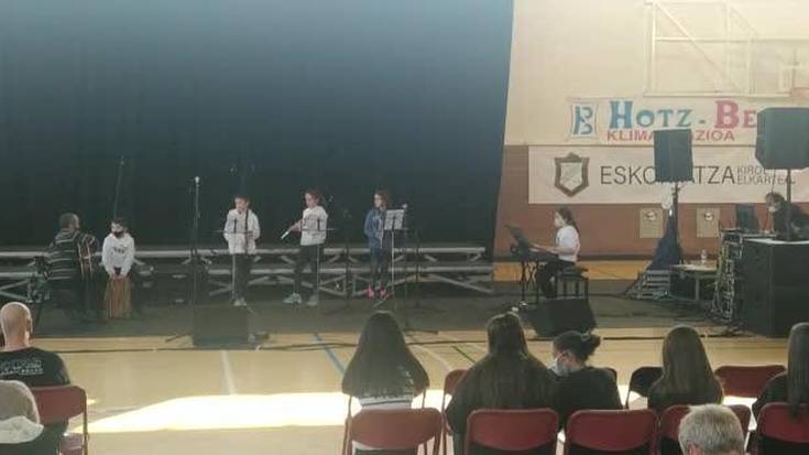 Fuilsenfulsan taldeak Debagoieneko musika eskolen topaketan parte hartu zuen