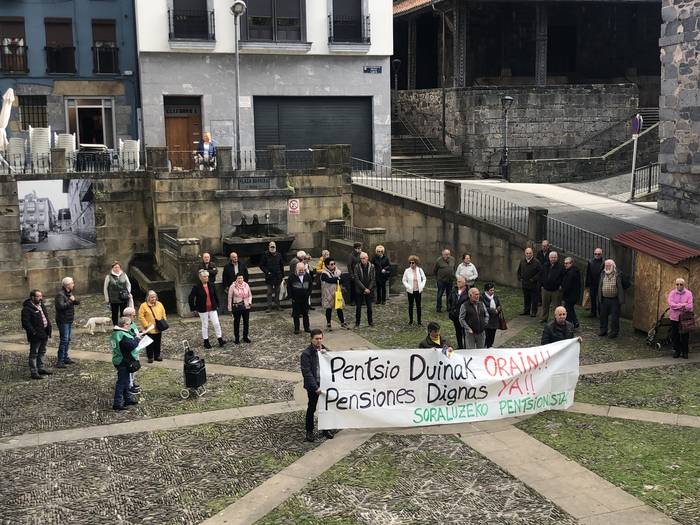 1.080 euroko gutxieneko pentsioaren alde gehiago sakatuko dute
