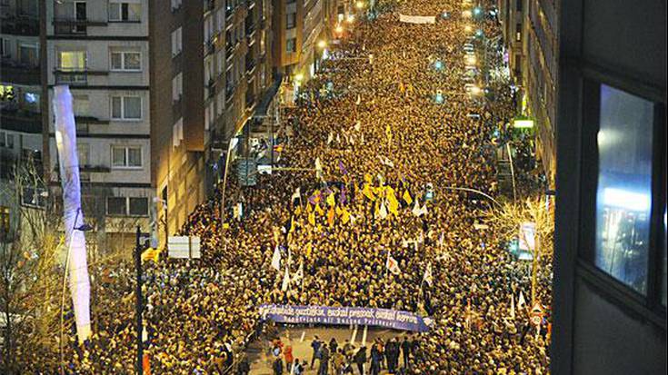 Udal gobernuak oharra kaleratu du biharko manifestazioarekin bat eginez