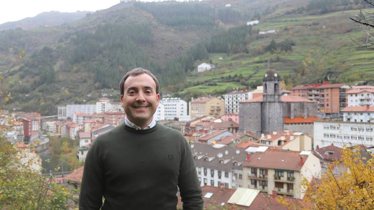 Iker Aldazabal izango da EAJren alkategaia