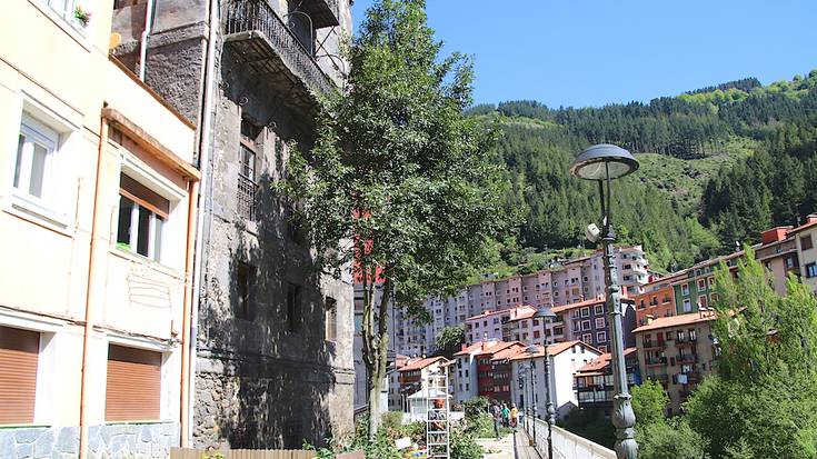Lorategi berria, Iturburu pasealekurako