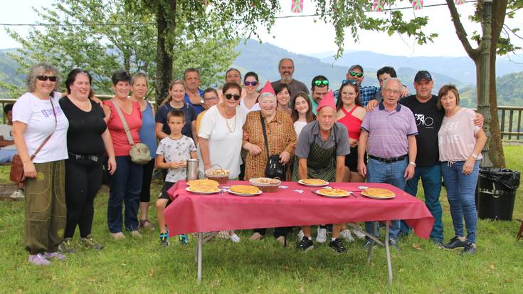 Txaro eta Regina Maiztegik irabazi dute San Andresko tortila lehiaketa