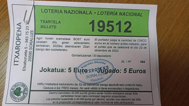Gabonetako loteriaren zenbakia aldrebestuta