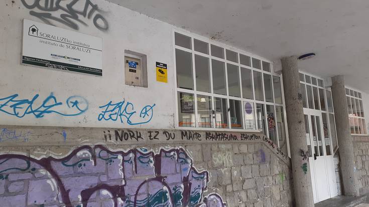 Soraluzeko Institutuak telematikoki segituko du eskolak eskaintzen