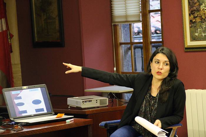 "Arrazoiaren eta emozioen arteko oreka bilatu behar da erabakiak hartzerako orduan" Raquel Muñoz