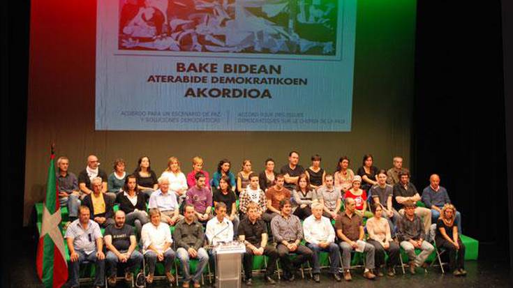 "Soraluzeko Gernika Akordioaren Taldea" aurkeztuko dute bihar Zinean