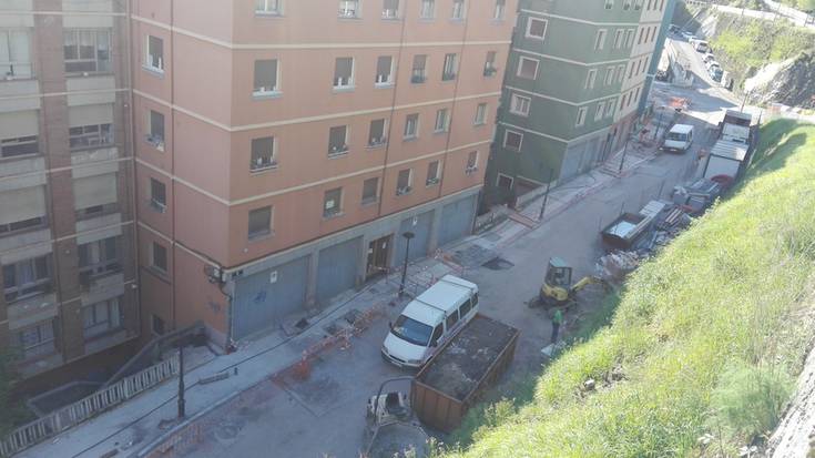 Gabolats kaleko urbanizazioan uste baino lan handiagoak
