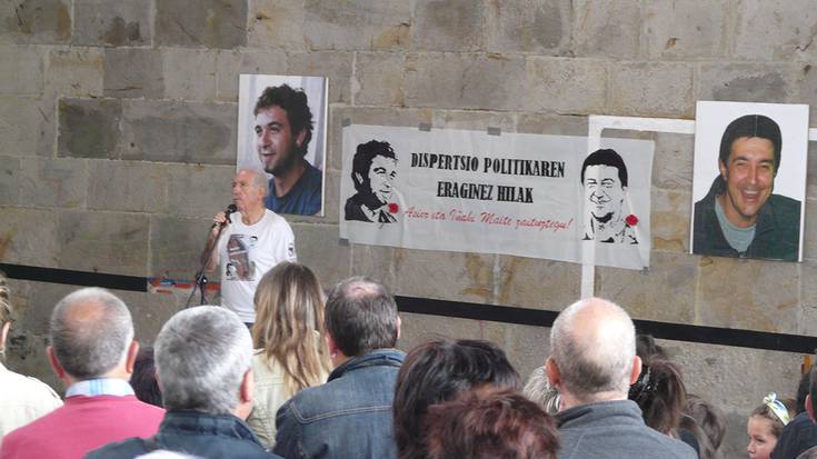 Dispertsio politika amaitzeko eskatu dute Asier Heriz eta Iñaki Saezen heriotzaren 16. urteurrenean