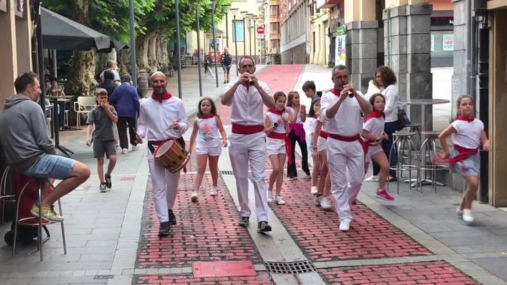 San Ferminetako gaita hotsak Plazentzian ere