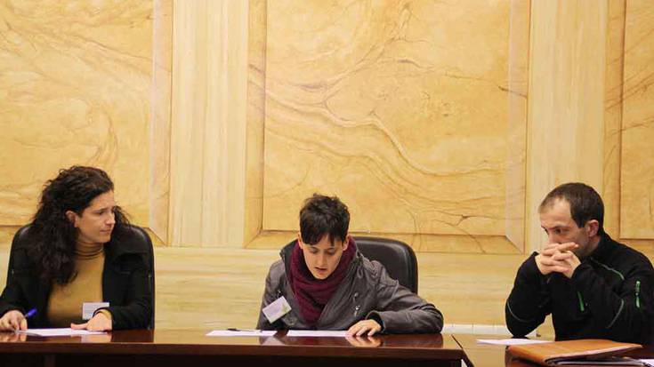 Abortuaren legearen erreforma proiketuaren kontrako mozio bateratua onartu du udalak