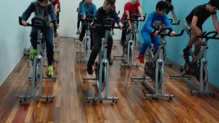 Izerdia botatzen bizikleta gainian!