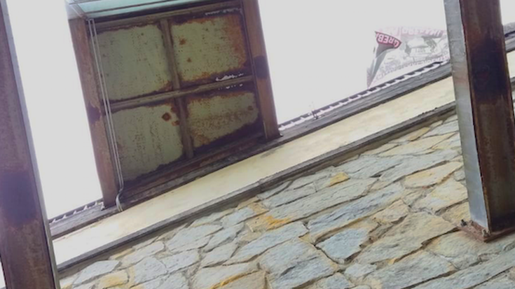 Etzi konponduko dute Atxuriko igogailua