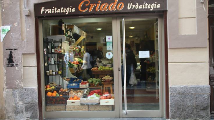 105281 Criado  argazkia (photo)