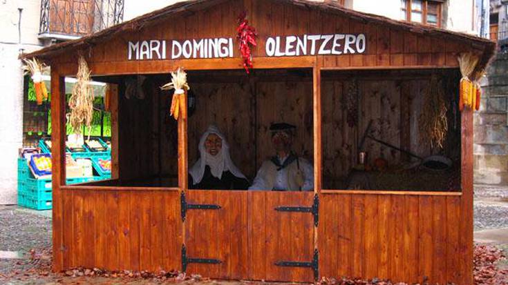 Olentzero eta Mari Domingi Plaza Barrixan daude