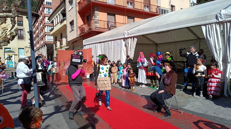 Dena prest aurtengo aratoste jaietarako
