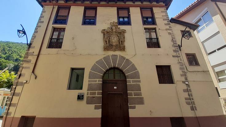 Hitzaldia: "Placencia de Soraluze hiribilduaren eraikuntza: Arkitekturaren bitarteko bilakaera historikoa"