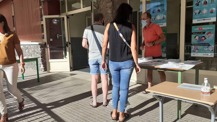 Biharko eskolarako itzulera erabat ezohikoa izango da