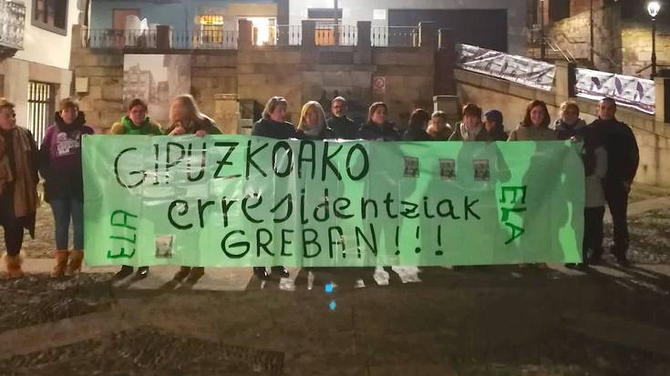 Atzo elkarretaratzea, bihar manifestazioa