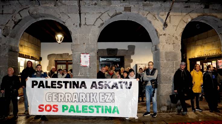 Gazako genozidioarekin berehala amaitzeko eskaria