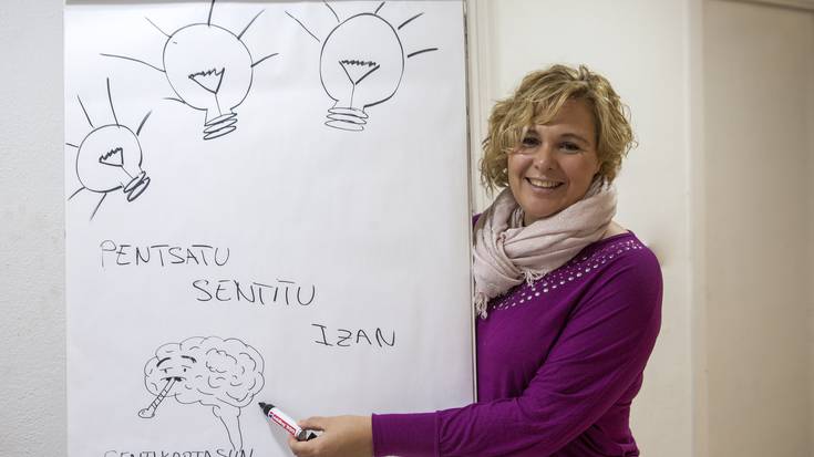 Olga Pelaez: "Inteligentzia emozionalaren bitartez, aldatu egin dezakegu pertsonaren barne egoera"