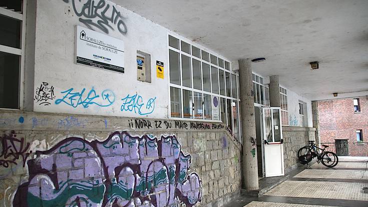 Klimarengatik greba, institutuan