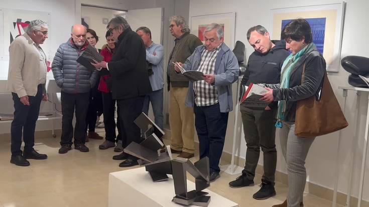 Federico Echevarria bilbotar artistaren “dibertimentuak” Oreka Art galerian