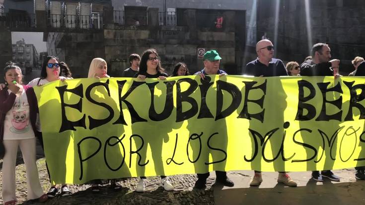 'Eskubide berdinen alde' protestan
