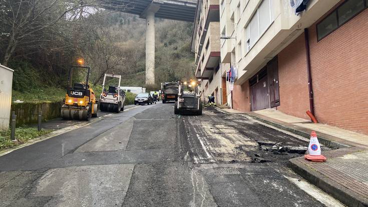 Gaur, Atxurin eta Ezozibidean